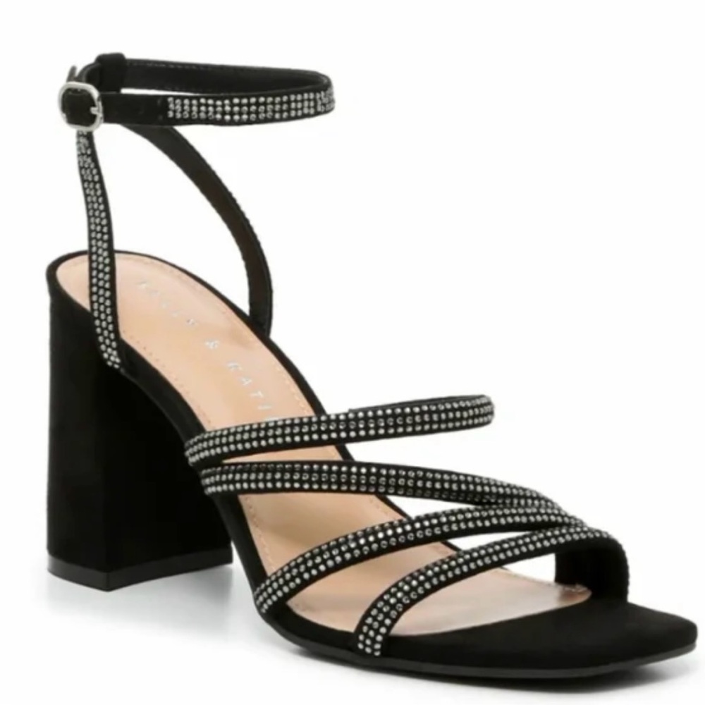 Kelly & Katie Cadene Sandal New in Box Black